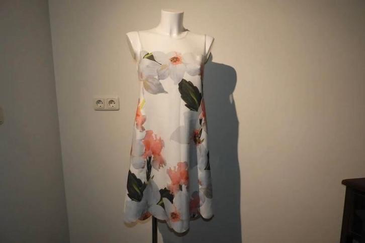 Ted Baker jurk voile bovenkant grote bloemen Als Nieuw M, Kleding | Dames, Jurken, Zo goed als nieuw, Maat 38/40 (M), Wit, Knielengte