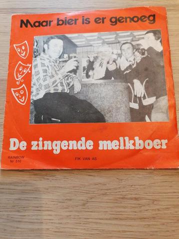 De zingende melkboer /maar bier is er genoeg  beschikbaar voor biedingen