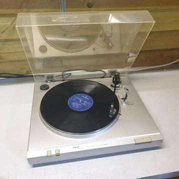 Akai ap-b110 platenspeler in nette staat beschikbaar voor biedingen