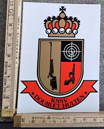Vintage sticker Embleem KNSV Doublet Hulten geweer target beschikbaar voor biedingen