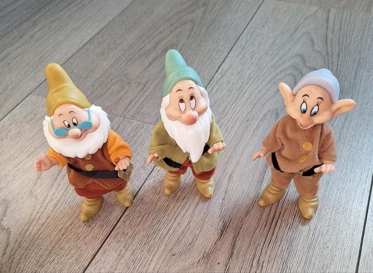 Disney Sneeuwwitje – 3 dwergen (Sleepy, Dopey & Doc), Verzamelen, Poppetjes en Figuurtjes, Zo goed als nieuw, Ophalen of Verzenden