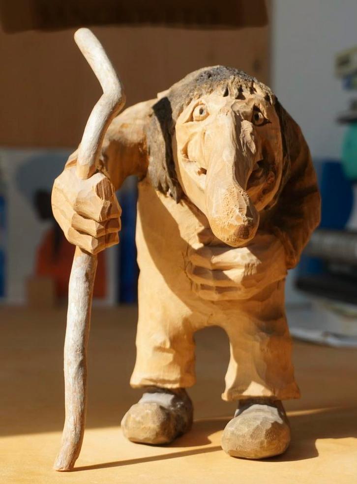 Asbjørn Raanaa signed vintage Noorse handmade houten trol, Antiek en Kunst, Kunst | Beelden en Houtsnijwerken, Ophalen of Verzenden