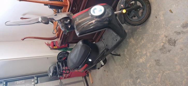 Niu mqi+ sport, Fietsen en Brommers, Overige Fietsen en Brommers, Gebruikt, Ophalen