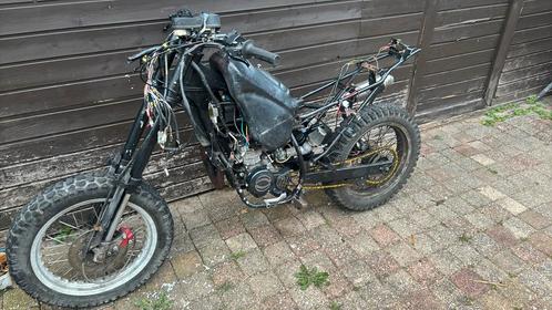 Schakelbromer loopt opknapper kenteken geen wok, Fietsen en Brommers, Brommeronderdelen | Scooters, Gebruikt, Ophalen