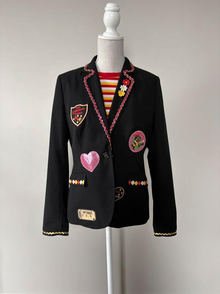 Oeteldonk jasje maat S/M dames 🩷, Kleding | Dames, Carnavalskleding en Feestkleding, Zo goed als nieuw, Kleding, Carnaval, Maat 36 (S)