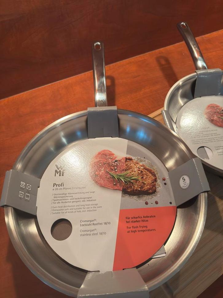 WMF Profit Pannenset 24 en 28cm Cromargan - Nieuw!, Huis en Inrichting, Keuken | Potten en Pannen, Nieuw, Pannenset, Rvs, Inductieplaat