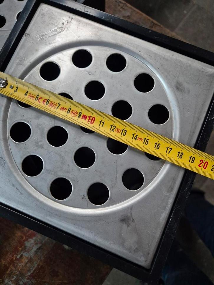 Afwatering putjes kunststof onderbak rvs rooster., Doe-het-zelf en Verbouw, Buizen en Afvoer, Nieuw, Afvoer, Rvs, Minder dan 2 meter