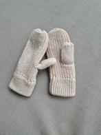 Woolen mittens by H&M 100% wool new, Jongen of Meisje, H&M, Nieuw, Ophalen of Verzenden