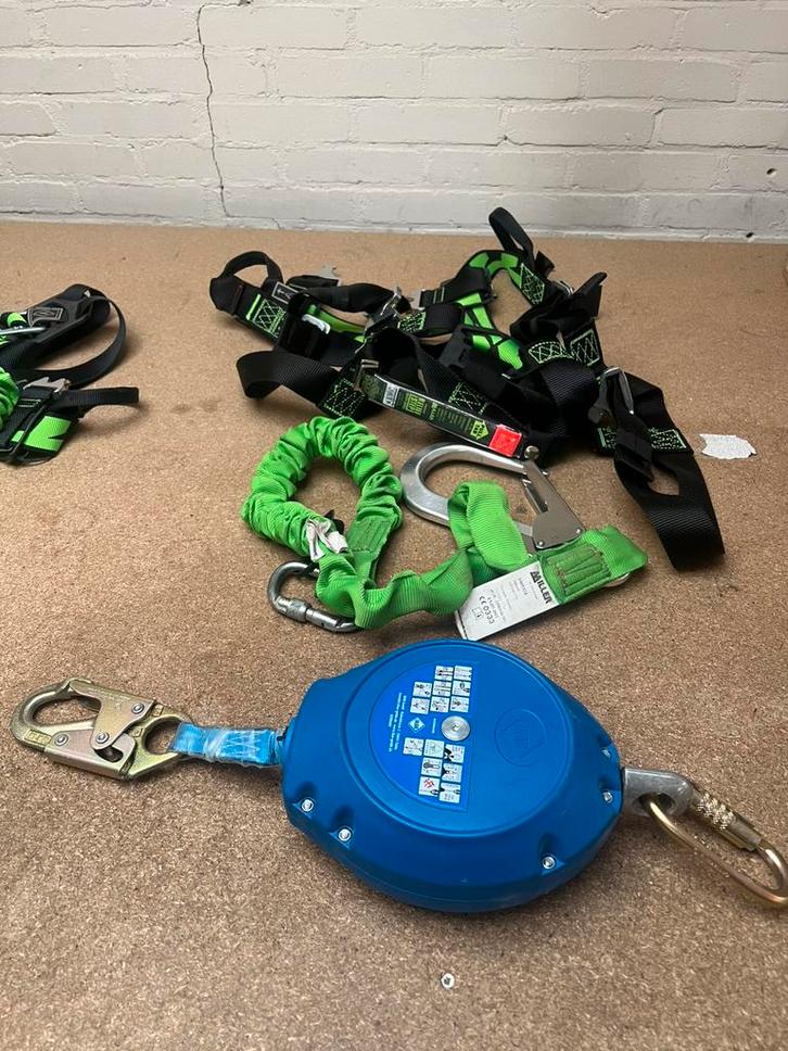 valbeveiliging, valharnas, Valstopapparaat , Valblokken, Doe-het-zelf en Verbouw, Veiligheidskleding, Zo goed als nieuw, Ophalen