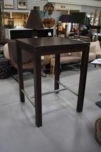 Donkerbruine vierkante statafel bartafel hout cafe mancave