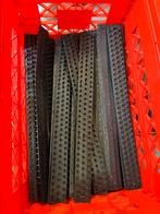 Duivenpinnen - 39 stuks (50cm per strook), Ophalen, Gebruikt