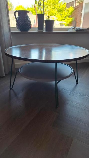 Salontafel  beschikbaar voor biedingen