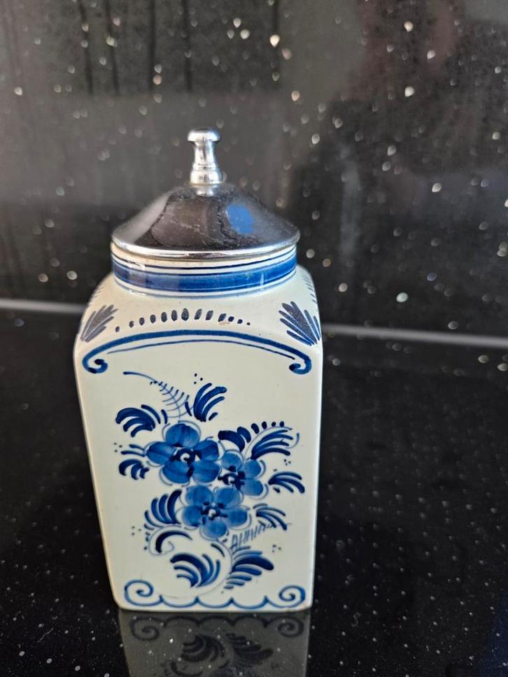 Theebus Delfst blauw, Antiek en Kunst, Antiek | Keramiek en Aardewerk, Ophalen of Verzenden
