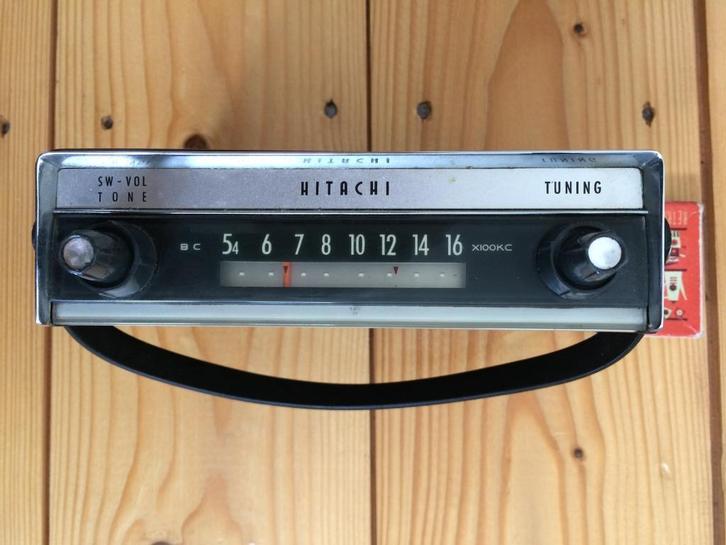 Hitachi transistor 8 TM-816U autoradio jaren 60 oldtimer, Auto diversen, Autoradio's, Zo goed als nieuw, Ophalen of Verzenden