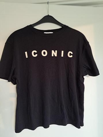 Mooi zwart t-shirt van Ambika (valt als 44/46/XXL) beschikbaar voor biedingen