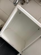 Badkamer kastje, Ophalen, Zo goed als nieuw