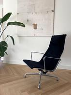 Vitra EA 124 Lounge Chair + EA 125 Hocker - designklassieker, Huis en Inrichting, 75 tot 100 cm, Ophalen of Verzenden, Zo goed als nieuw