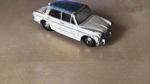 DINKY TOYS FIAT 1200 GRANDE VUE GEPRODUCEERD 1959-1962 👍, Hobby en Vrije tijd, Modelauto's | 1:43, Gebruikt, Dinky Toys, Ophalen of Verzenden