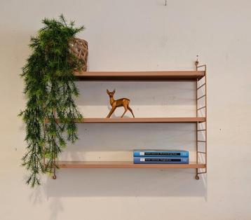 Mooi wandrekje vintage stijl beschikbaar voor biedingen