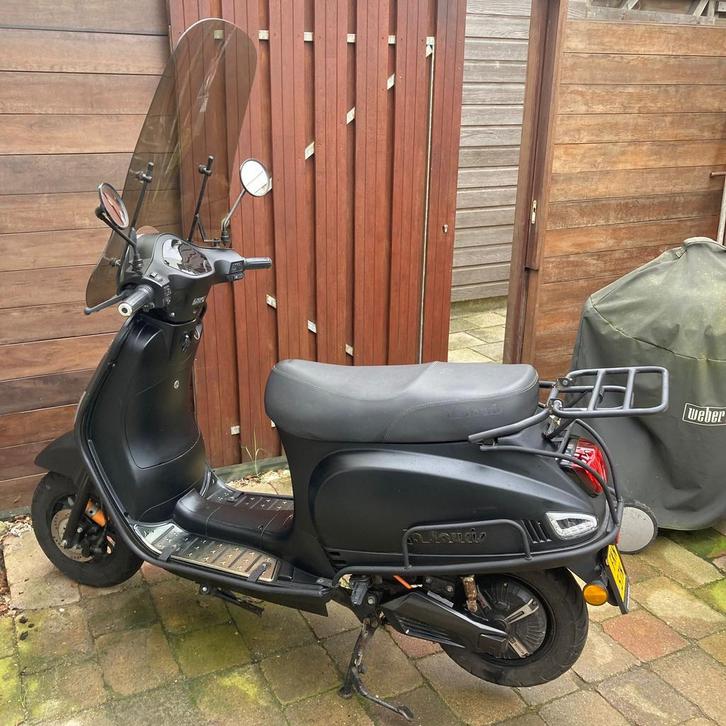 La Souris E-Sourini Bosch 2022, Fietsen en Brommers, Snorfietsen en Snorscooters, Zo goed als nieuw, Overige merken, Elektrisch