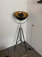 Mooie Staande Lamp golden sun, Huis en Inrichting, Lampen | Vloerlampen, Ophalen of Verzenden, Zo goed als nieuw, Metaal, 150 tot 200 cm