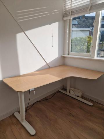 Ikea zit-sta bureau in hoogte verstelbaar - afbeelding 1