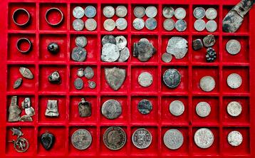 Oud Zilver Collectie: Munten, Ring(en), Hangertjes & Meer beschikbaar voor biedingen