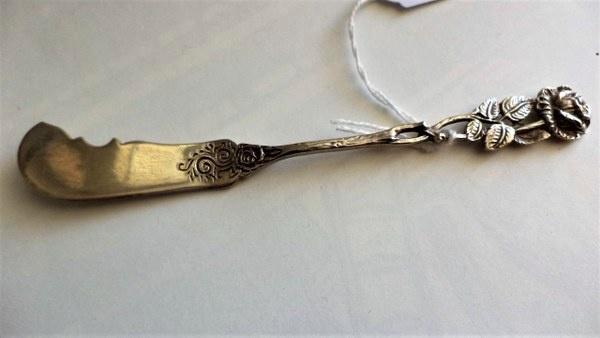 Zilveren botermesje Hildesheimer Rose (7622), Antiek en Kunst, Curiosa en Brocante, Ophalen