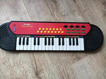 Key bord  beschikbaar voor biedingen