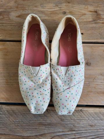 Toms met confetti maat 42