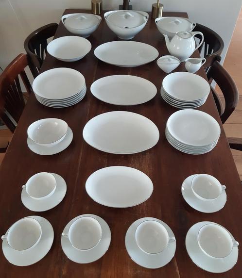 Compleet vintage 6 pers. porseleinen servies Larissa-Copier, Antiek en Kunst, Antiek | Servies compleet, Ophalen