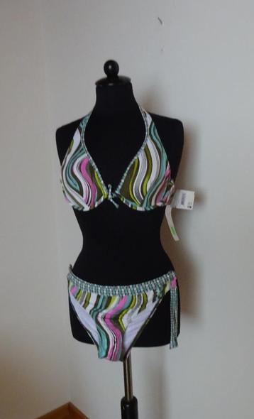 NIEUW Bikini Maat 36 gegolfde streep topje met broekje Van h beschikbaar voor biedingen