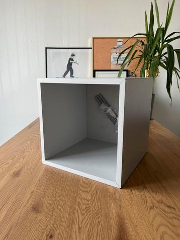 IKEA Eket kastje