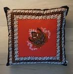 2 batik Indonesische kussentjes, Ophalen of Verzenden, Nieuw, Rood, Vierkant