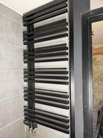 Mat Zwarte Design Radiator - CV Aansluiting, Ophalen, 30 tot 80 cm, Radiator, Zo goed als nieuw