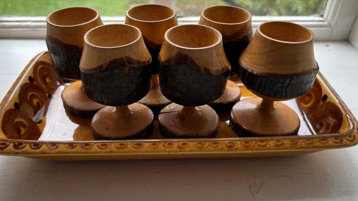Zweeds houten eierdopjes en keramiek schaal, Verzamelen, Retro, Huis en Inrichting, Ophalen of Verzenden