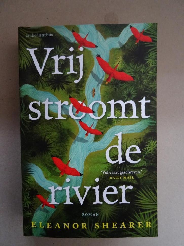 Vrij stroomt de riveier - Eleanor Shearer, Boeken, Romans, Zo goed als nieuw, Europa overig, Ophalen of Verzenden