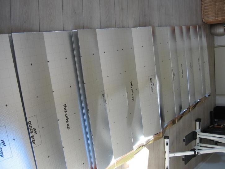 8 vierkante m. Quickstep harmonica ondervloer €15.-  6.50 m, Huis en Inrichting, Stoffering | Vloerbedekking, Nieuw, Laminaat