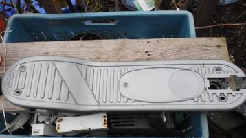 Afdekplaat / voetplaat elektrische step. beschikbaar voor biedingen