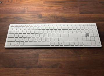 HP Bluetooth / Draadloze Toetsenbord beschikbaar voor biedingen