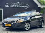 Volvo V60 2.0T 203PK Navigatie Cruise Control Trekhaak Clima, Euro 5, 1502 kg, Zwart, 4 cilinders
