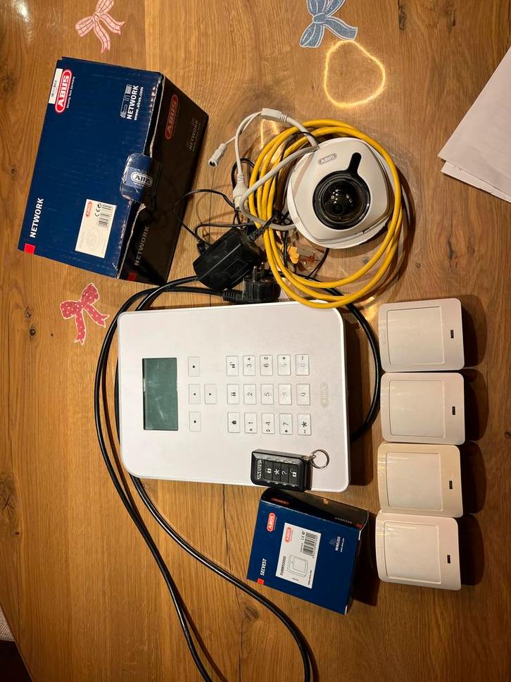 ABUS Alarmsysteem Compleet, Doe-het-zelf en Verbouw, Alarmsystemen, Zo goed als nieuw, Compleet systeem, Beweging, Draadloos, Ophalen of Verzenden