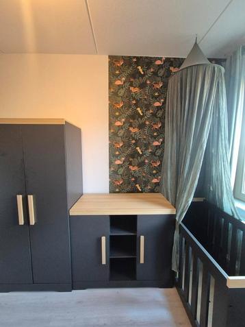 Compleet 3-delige babykamer "Stone" beschikbaar voor biedingen