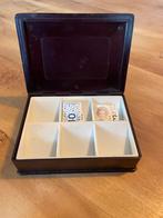 Bakelieten postzegel bakje, Ophalen of Verzenden, Gebruikt, Hardcase