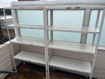 2 Metalen Stellingkast beschikbaar voor biedingen
