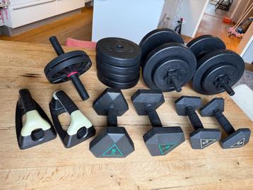 Dumbbell Set (halterset): 1-28KG  beschikbaar voor biedingen