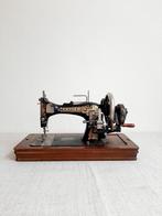 Antieke kayser naaimachine, Antiek en Kunst, Antiek | Naaimachines, Ophalen