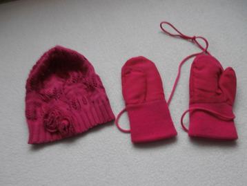 Muts roze met bloem h&m hennes en maurits maat 104 116 beschikbaar voor biedingen