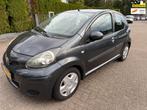 Toyota Aygo 1.0-12V 5DRS Comfort Navigator AC NAVI, Voorwielaandrijving, Euro 5, Stof, Gebruikt