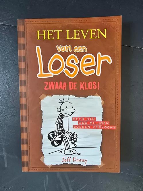 Jeff Kinney - Zwaar de klos!, Boeken, Kinderboeken | Jeugd | 10 tot 12 jaar, Zo goed als nieuw, Ophalen of Verzenden